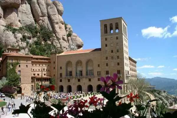 Escapes from Barcelona: Monastery of Montserrat