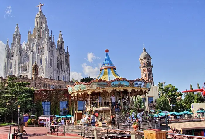 ¡Un día divertido en el Tibidabo!