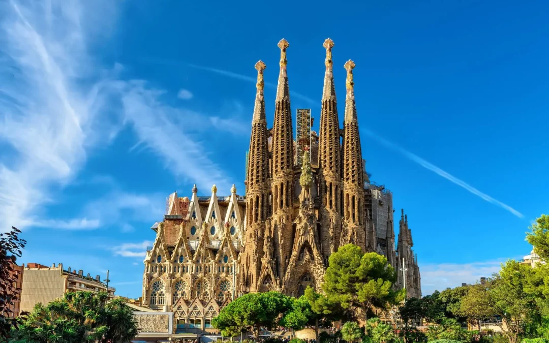 Discover La Sagrada Familia, the jewel of modernism in Barcelona