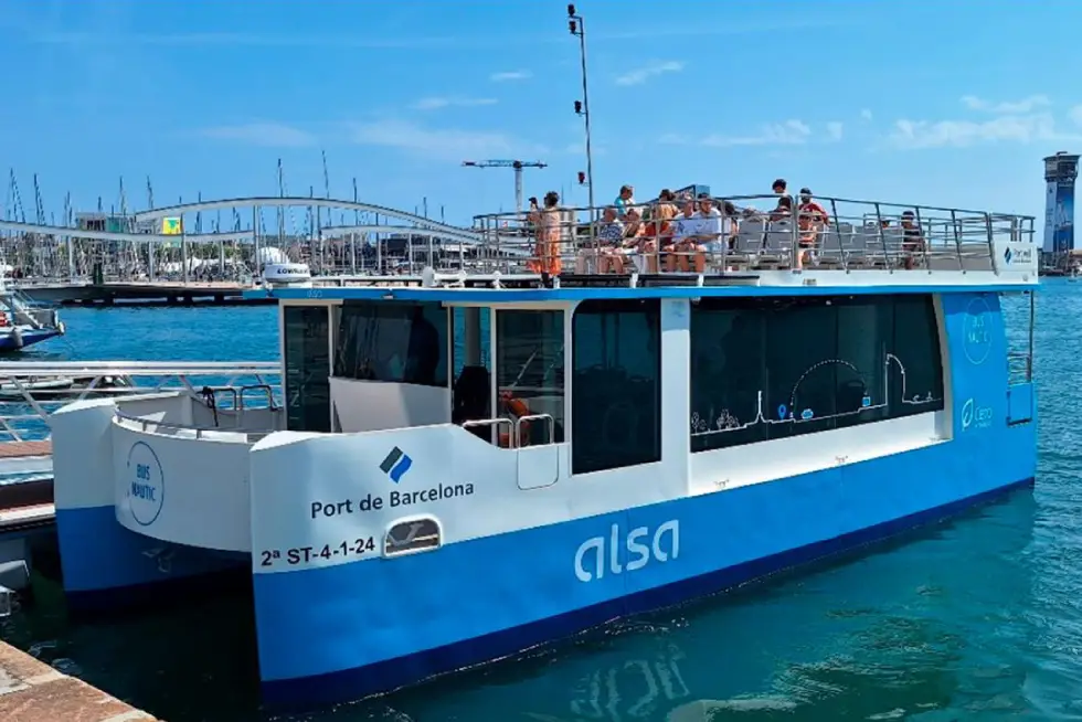 Movilidad sostenible en el Puerto de Barcelona con el Bus Náutico